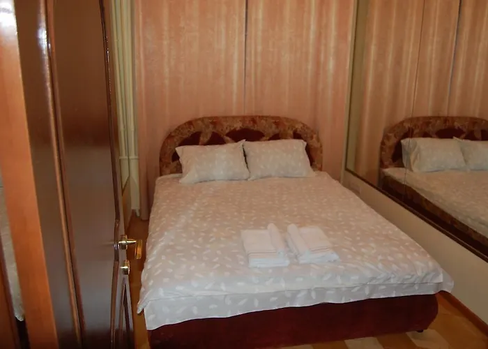 Like Hostel Київ